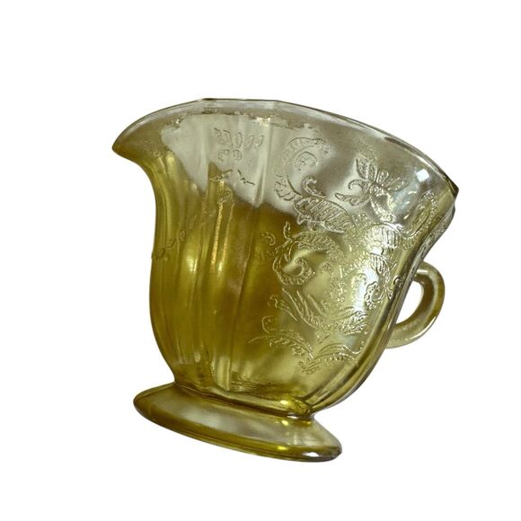 Madrid Federal Glass Yellow‎ Depression 3-1/4" Footed Creamer Vintage 1930's - Picture 2 of 13